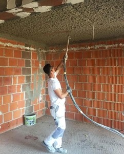Innenputz für Decke - maschineller Spritzputz